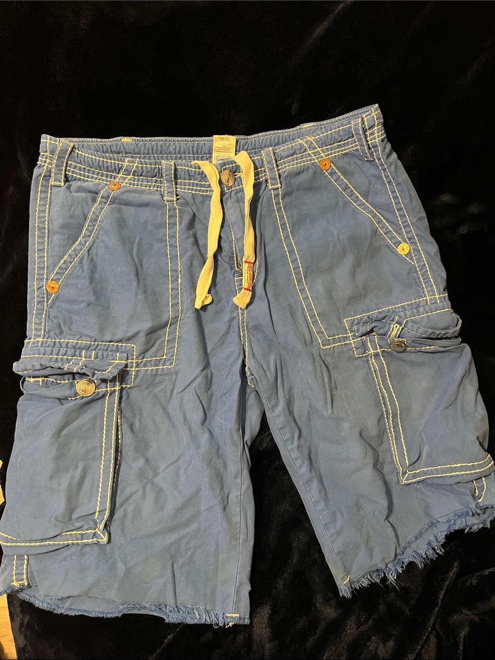 Men's Casual Cargo Shorts in Blue with Yellow Accents